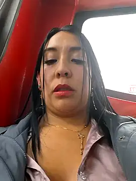 Snapshot of Bella_keny chatting on March 15, 2025, 8:21 pm Bella keny online show from March 15, 2025, 8:21 pm