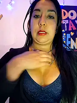 Snapshot of Bella_keny chatting on March 20, 2025, 10:40 pm Bella keny online show from March 20, 2025, 10:40 pm