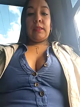 Snapshot of Bella_keny chatting on March 22, 2025, 9:21 pm Bella keny online show from March 22, 2025, 9:21 pm