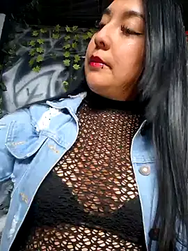 Snapshot of Bella_keny chatting on September 15, 2025, 7:36 pm Bella keny online show from September 15, 2025, 7:36 pm