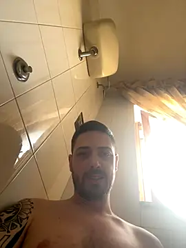 Snapshot of iltoscano95 chatting on September 23, 2025, 11:35 am iltoscano95 online show from September 23, 2025, 11:35 am