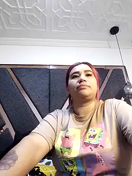 Snapshot of EmaGw chatting on February 4, 2026, 10:58 pm EmaGw online show from February 4, 2026, 10:58 pm