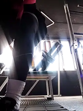 Snapshot of EmaGw chatting on February 11, 2026, 9:53 pm EmaGw online show from February 11, 2026, 9:53 pm