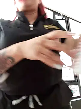 Snapshot of EmaGw chatting on February 21, 2026, 1:34 pm EmaGw online show from February 21, 2026, 1:34 pm