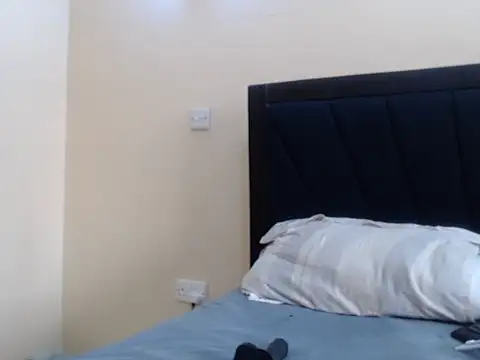 Snapshot of island_girls22 chatting on February 14, 2026, 10:01 am island girls22 online show from February 14, 2026, 10:01 am