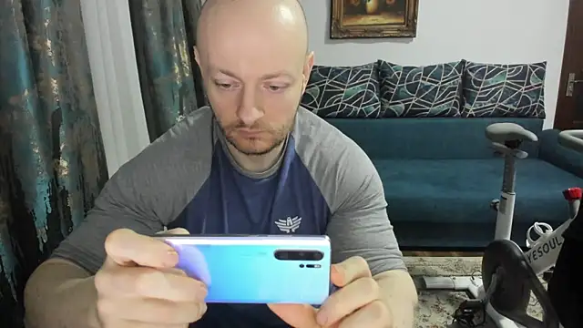 xxxWildxThoughtsxxx online show from March 9, 2025, 9:14 pm