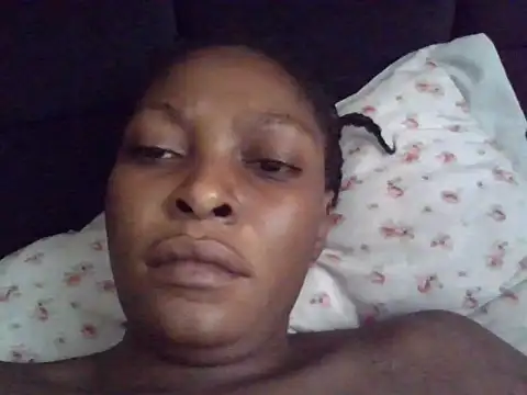 Midnight Clique  online show from October 15, 2025, 8:36 am