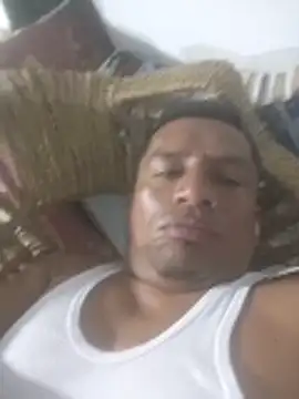 Snapshot of Elegante42per chatting on March 15, 2026, 2:17 am Elegante42per online show from March 15, 2026, 2:17 am