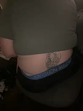 velvetta  online show from September 25, 2025, 8:07 am