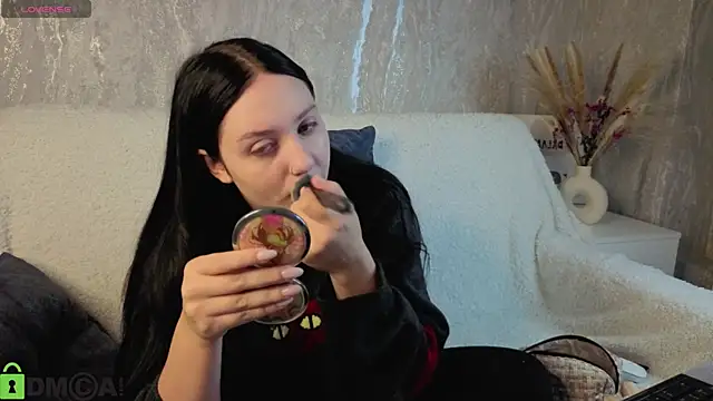 Kvetachka online show from November 5, 2025, 1:16 am