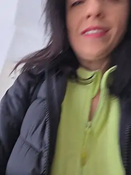 lovewildguy1 online show from March 18, 2026, 8:39 am