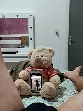 caiomax2 online show from March 6, 2025, 4:07 pm