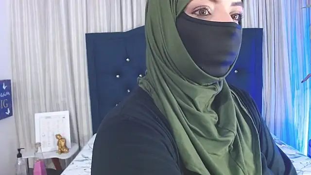 Uzra hayed online show from December 25, 2024, 9:11 pm