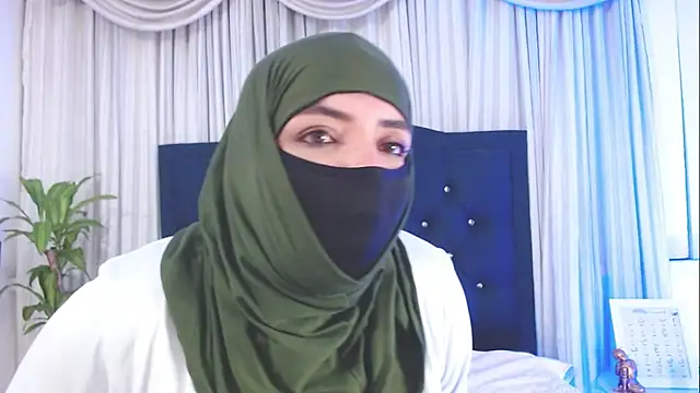 Uzra hayed online show from March 20, 2025, 11:02 pm