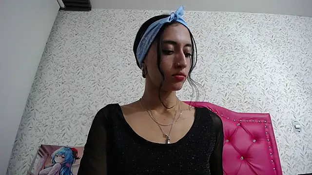 luly pink online show from September 27, 2025, 4:06 am