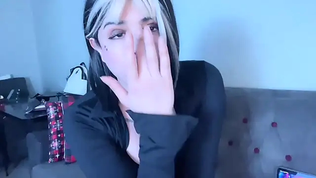 Arab tgirl online show from May 22, 2026, 10:37 pm