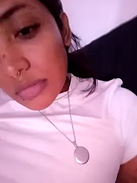 VictoireFeller online show from October 22, 2025, 4:24 am