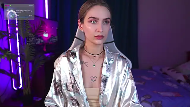 Kamila icee online show from October 19, 2025, 6:52 pm