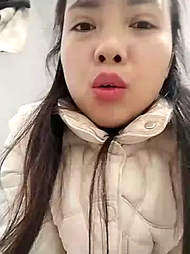 Snapshot of Lady-big91 chatting on January 8, 2025, 4:23 am Lady-big91 online show from January 8, 2025, 4:23 am