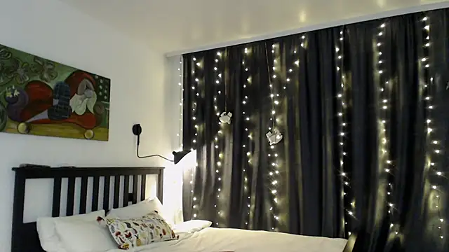 winter  sun online show from January 11, 2026, 4:34 pm