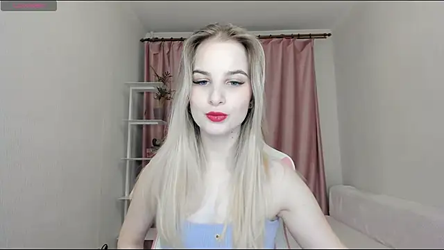 Snapshot of MiraSpaceGirl chatting on December 14, 2024, 7:25 pm MiraSpaceGirl online show from December 14, 2024, 7:25 pm