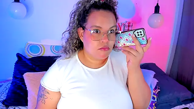 Snapshot of monicabbw_ chatting on March 10, 2025, 8:01 pm monicabbw online show from March 10, 2025, 8:01 pm