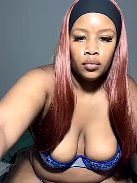 MimiCurves online show from October 26, 2025, 7:09 pm