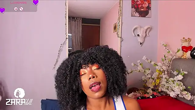 zaraadoll online show from April 18, 2026, 3:49 pm