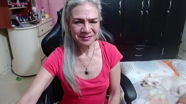 Snapshot of Giorgia_xue53 chatting on October 14, 2025, 4:57 am Giorgia xue53 online show from October 14, 2025, 4:57 am