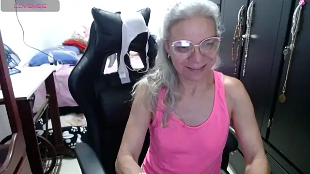 Snapshot of Giorgia_xue53 chatting on March 11, 2026, 4:29 am Giorgia xue53 online show from March 11, 2026, 4:29 am