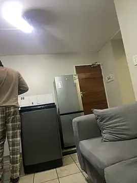 Snapshot of jaytee198610 chatting on February 23, 2026, 5:54 pm jaytee198610 online show from February 23, 2026, 5:54 pm