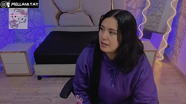 Mellani tay online show from November 30, 2025, 3:32 am