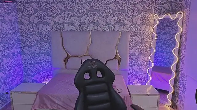 Mellani tay online show from February 6, 2026, 3:33 am