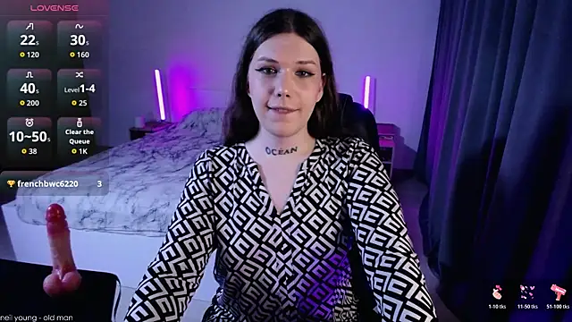 Snapshot of MicheleDoll chatting on August 4, 2026, 8:00 pm MicheleDoll online show from August 4, 2026, 8:00 pm