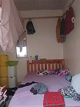 LOVELY-2BERRY online show from September 26, 2025, 8:07 am