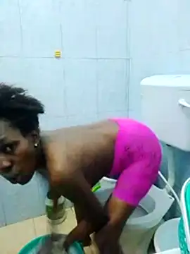 Snapshot of LOVELY-2BERRY chatting on April 13, 2026, 10:54 am LOVELY-2BERRY online show from April 13, 2026, 10:54 am