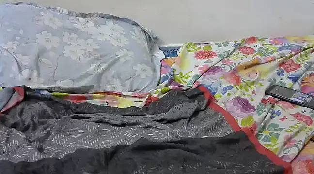 Creamy-Queen online show from February 16, 2025, 8:33 pm