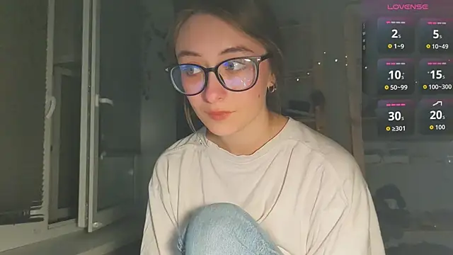 monlight  dana online show from October 29, 2025, 5:47 pm