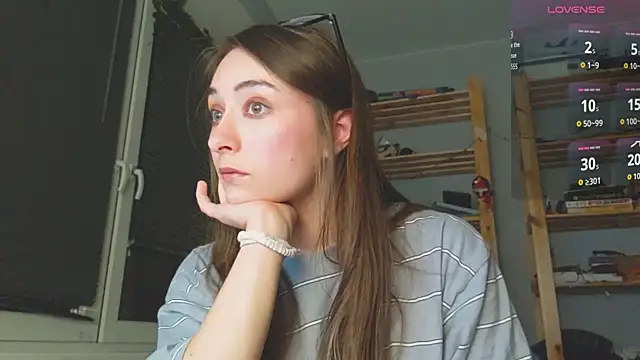 monlight  dana online show from December 1, 2025, 9:09 pm