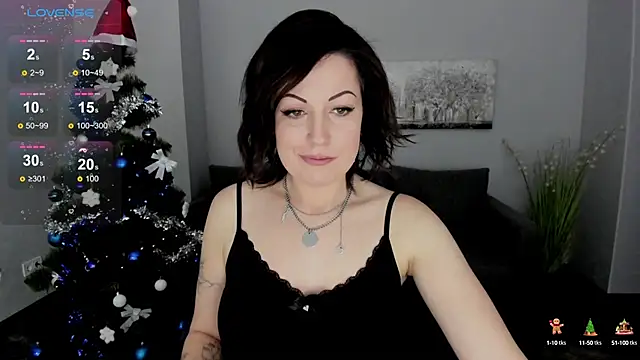 Snapshot of Emily_Midlton chatting on December 28, 2024, 9:20 am Emily Midlton online show from December 28, 2024, 9:20 am