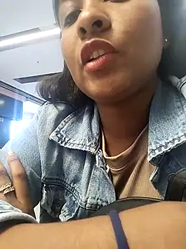 Berry Bans online show from February 21, 2025, 9:54 pm