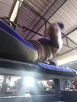 Berry Bans online show from February 27, 2025, 5:15 pm