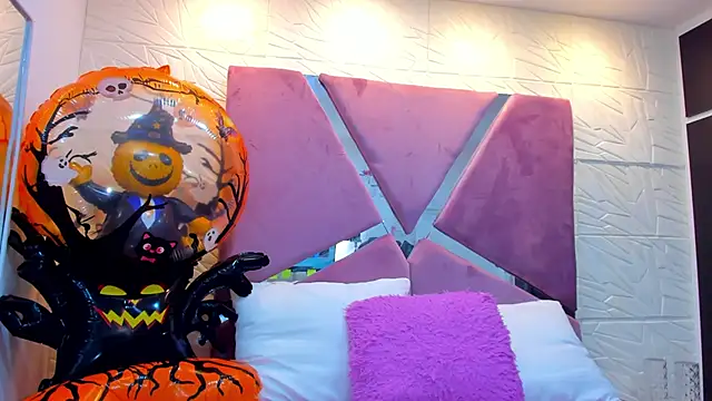 Charlotte Ice1 online show from October 11, 2025, 4:16 pm