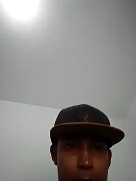 Demiansteven2 online show from September 24, 2025, 1:25 pm