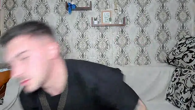 Jonmusclemaster online show from December 3, 2024, 10:17 am