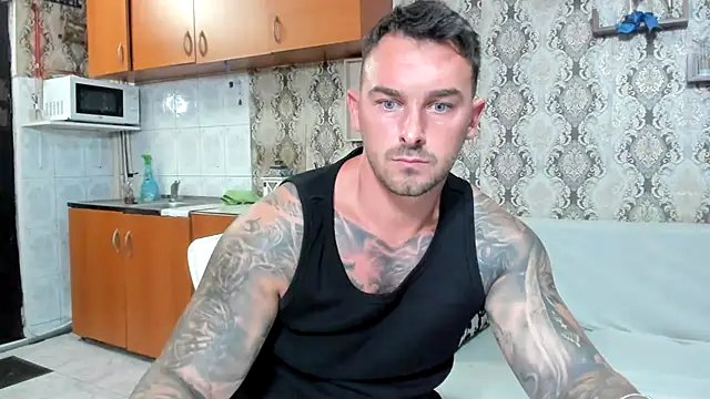 Snapshot of Jonmusclemaster chatting on July 17, 2026, 7:30 pm Jonmusclemaster online show from July 17, 2026, 7:30 pm