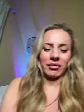 KillerKylie online show from December 15, 2024, 4:51 am