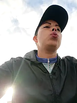  andrea30 online show from January 7, 2026, 11:56 am