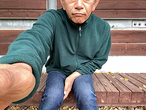 Snapshot of ge3noxxx chatting on November 21, 2025, 3:27 am ge3noxxx online show from November 21, 2025, 3:27 am