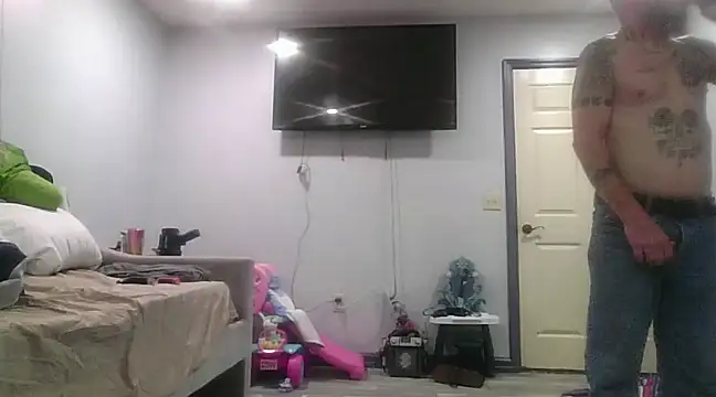 deepinnnnn online show from February 7, 2025, 1:11 pm